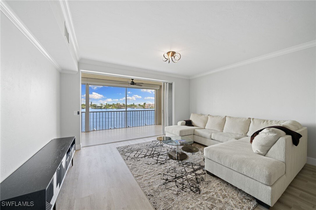 Condo in Naples, Florida, United States 1 - 16935266