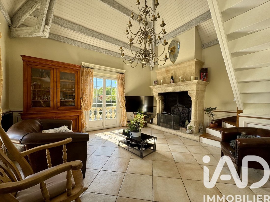 House in Montfermeil, Ile-de-France, France 2 - 16953452