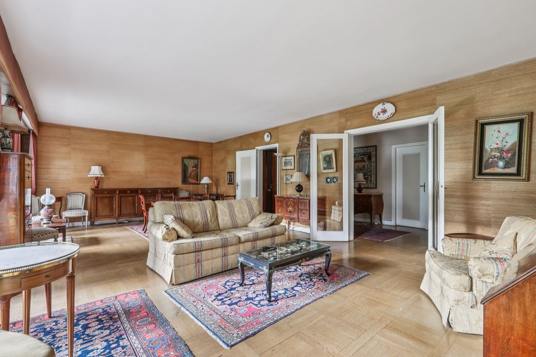Apartamento en Thierry-Saint-Cloud, Ville-d'Avray, Francia 2 - 16957364