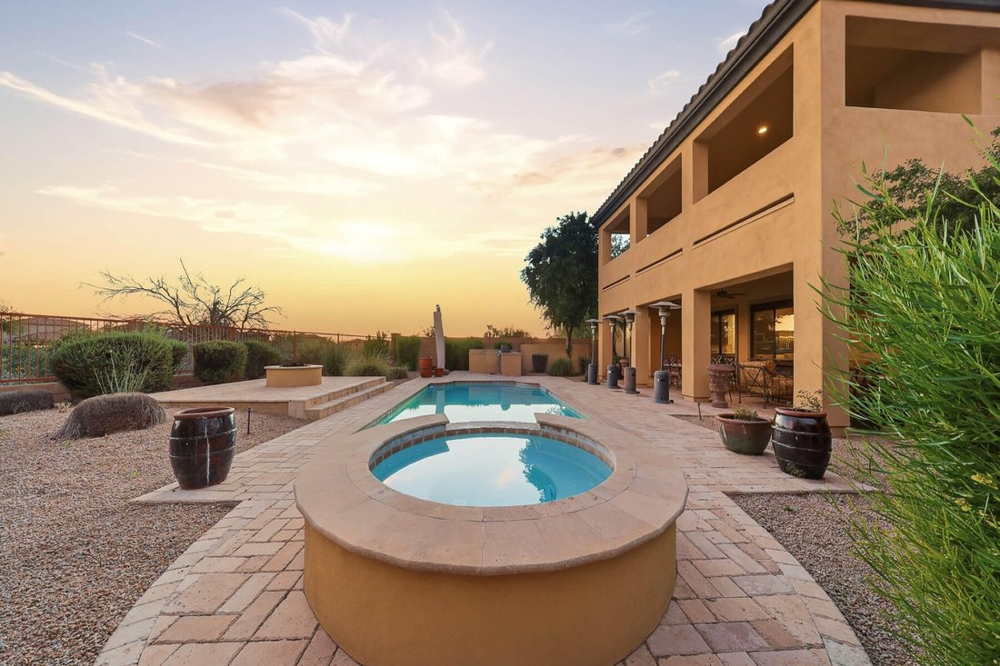 Scottsdale, Arizona, United States 2 - 16950700