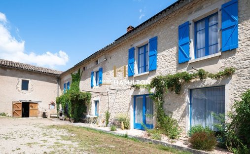 Cordes-sur-Ciel, Occitania, France 1
