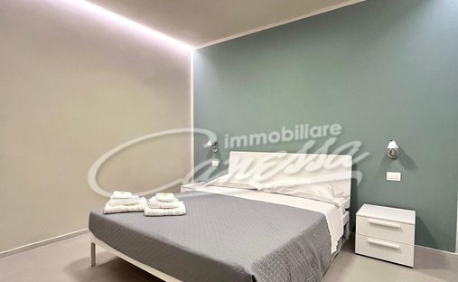 Santa Margherita Ligure 4 Room Apartment