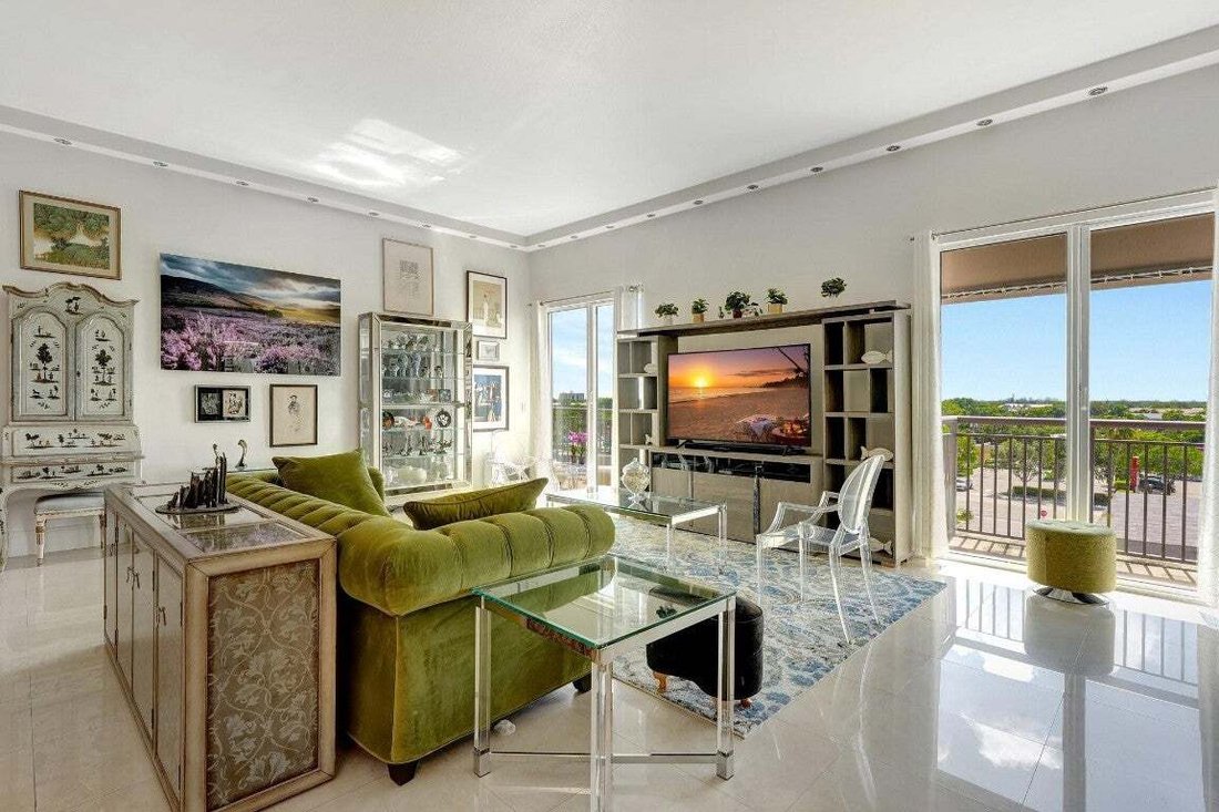Condo in Oakland Park, Florida, United States 2 - 16956446
