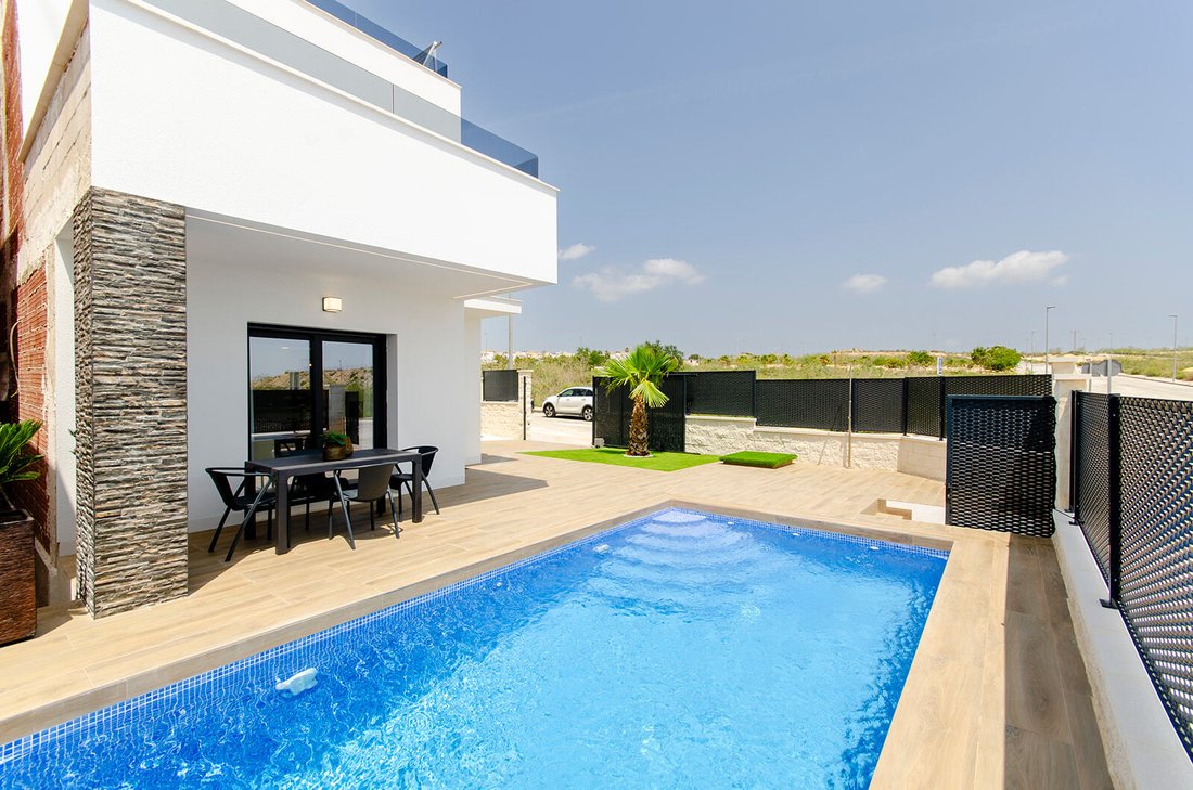 Villa in Orihuela, Valencian Community, Spain 2 - 16954204