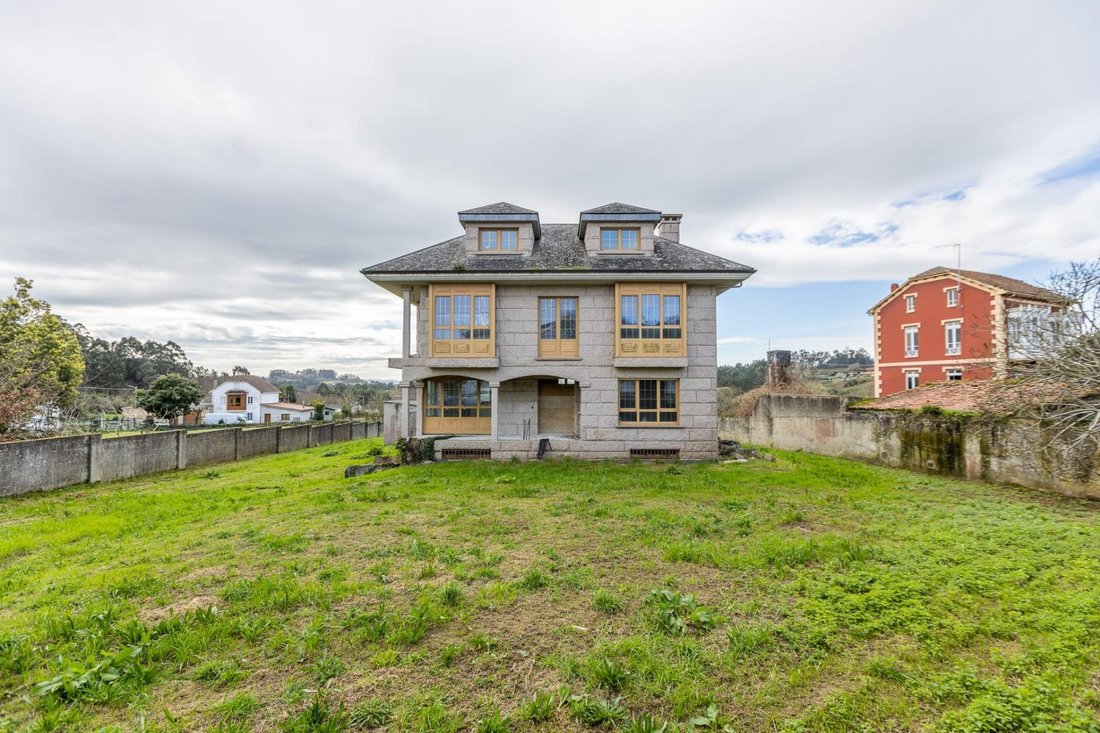 Villa in Bergondo, Galicia, Spain 2 - 16954095