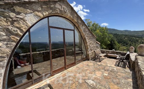 Beautiful 6 Bed/Bath Chateau With Separate Apartment Close To Lodeve. Currently Run As A Boutique B&