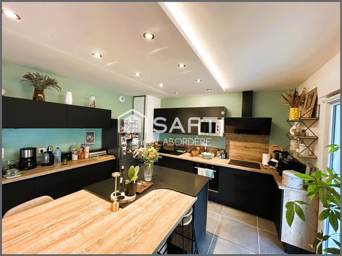 Apartment in Bourg, Lagord, France 4 - 16785924