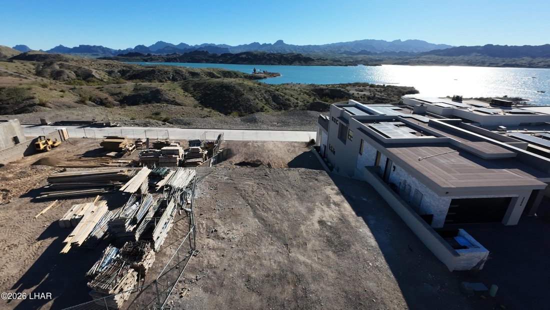 Land in Lake Havasu City, Arizona, United States 1 - 16953003