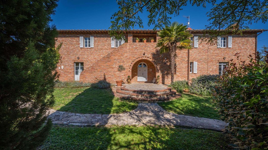 Country House in Castiglione del Lago, Umbria, Italy 1 - 16948580