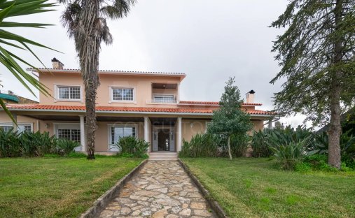 Villa in Meirinhas, Leiria District, Portugal 1