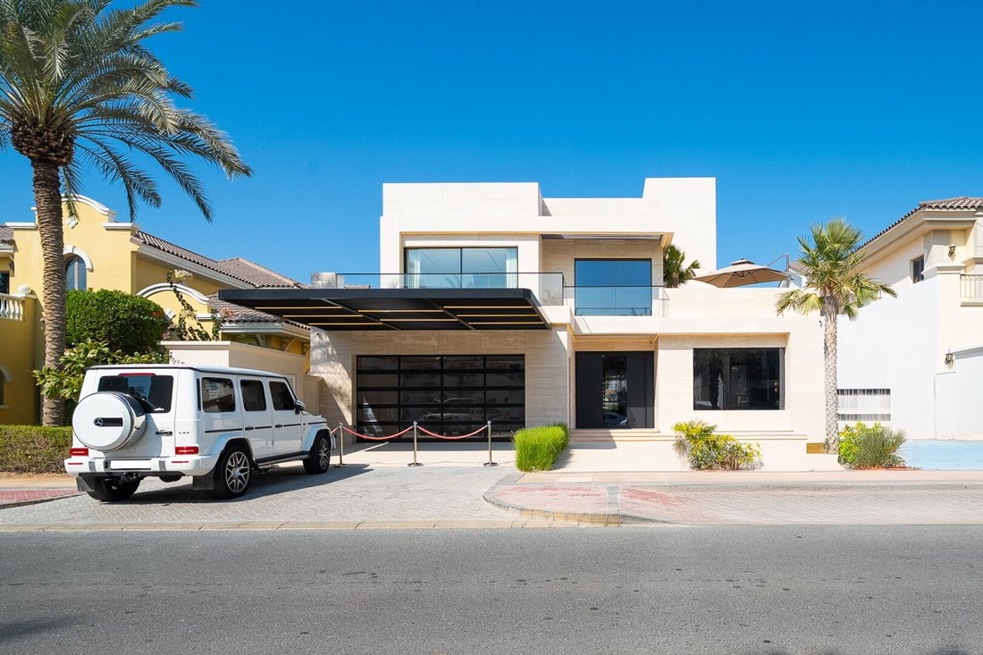 Villa in Palm Jumeirah, Dubai, United Arab Emirates 1 - 16915581