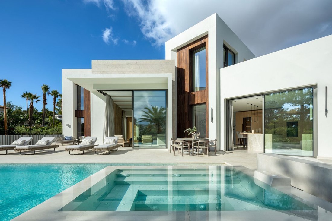 Villa in Nueva Andalucia, Marbella, Spain 2 - 16946950