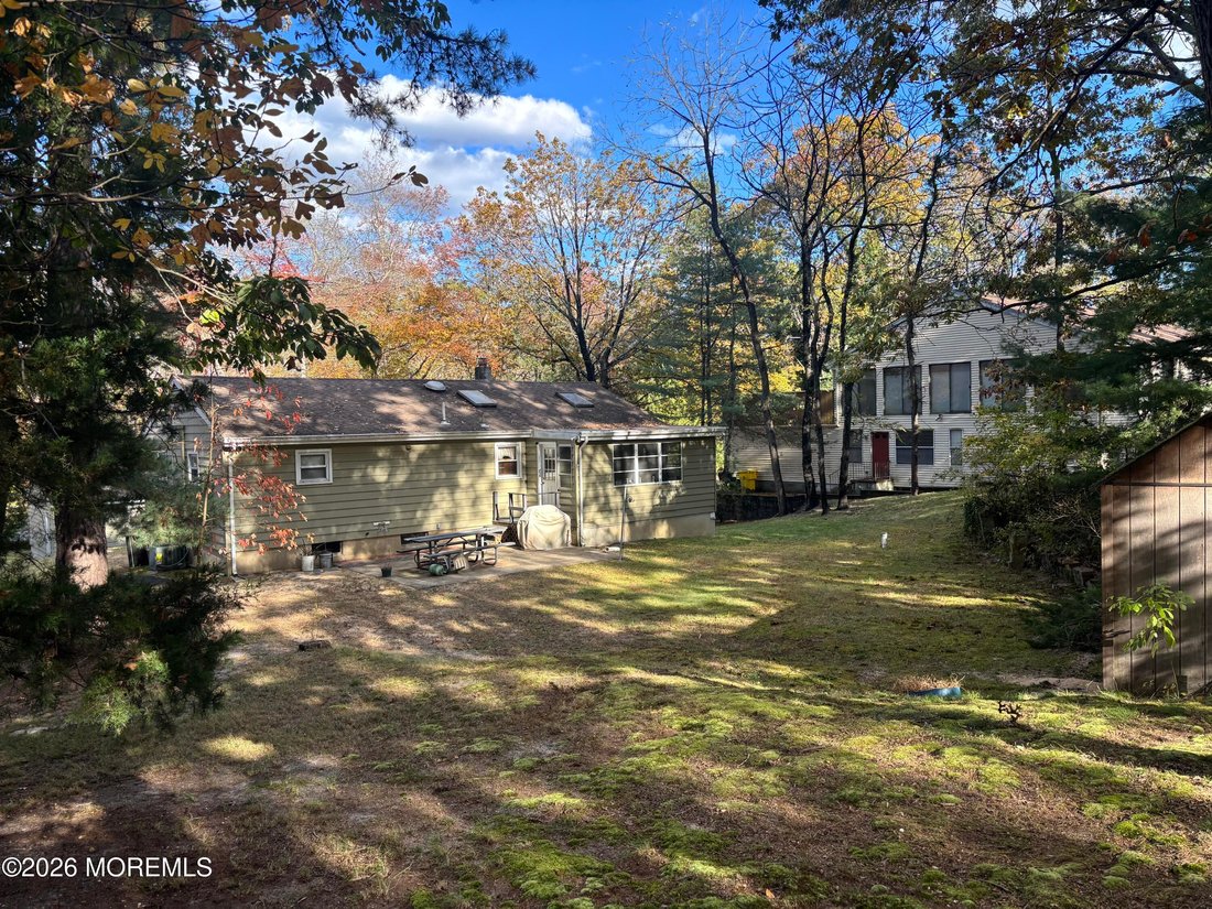 House in Lakewood Township, New Jersey, United States 4 - 16946773