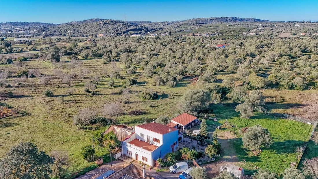 Villa in Paderne, Algarve, Portugal 2 - 16948547