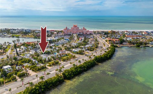Land in St. Pete Beach, Florida, United States 1
