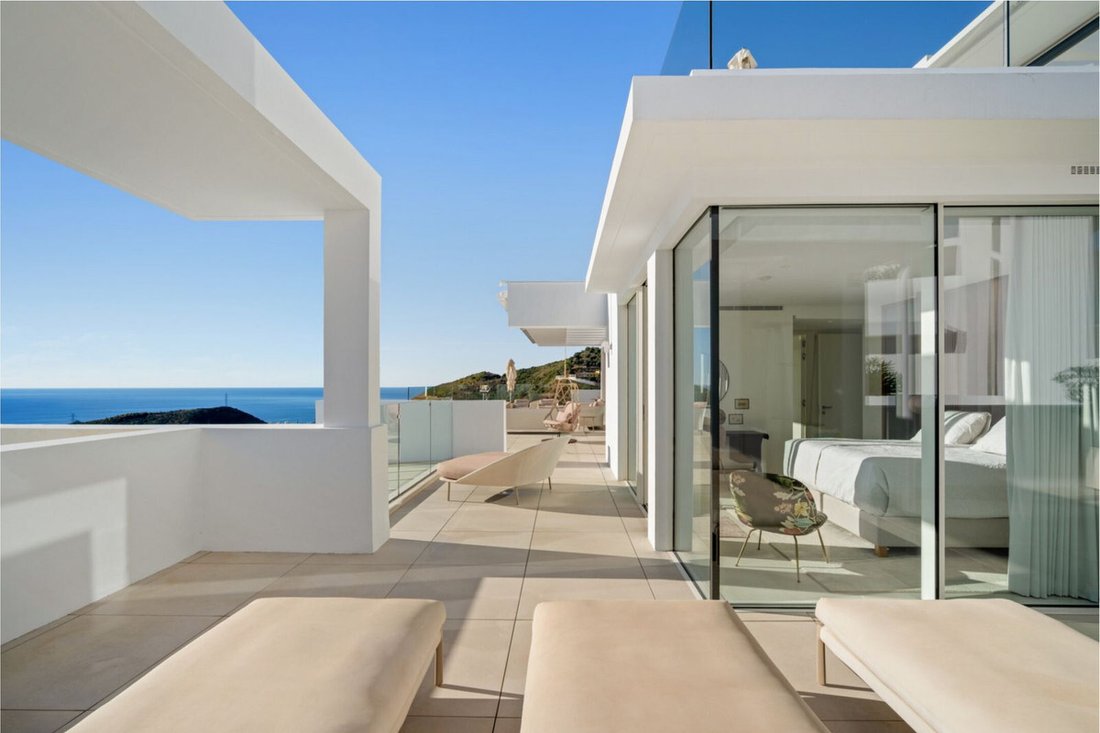 Penthouse in Ojen, Andalusia, Spain 2 - 16947044
