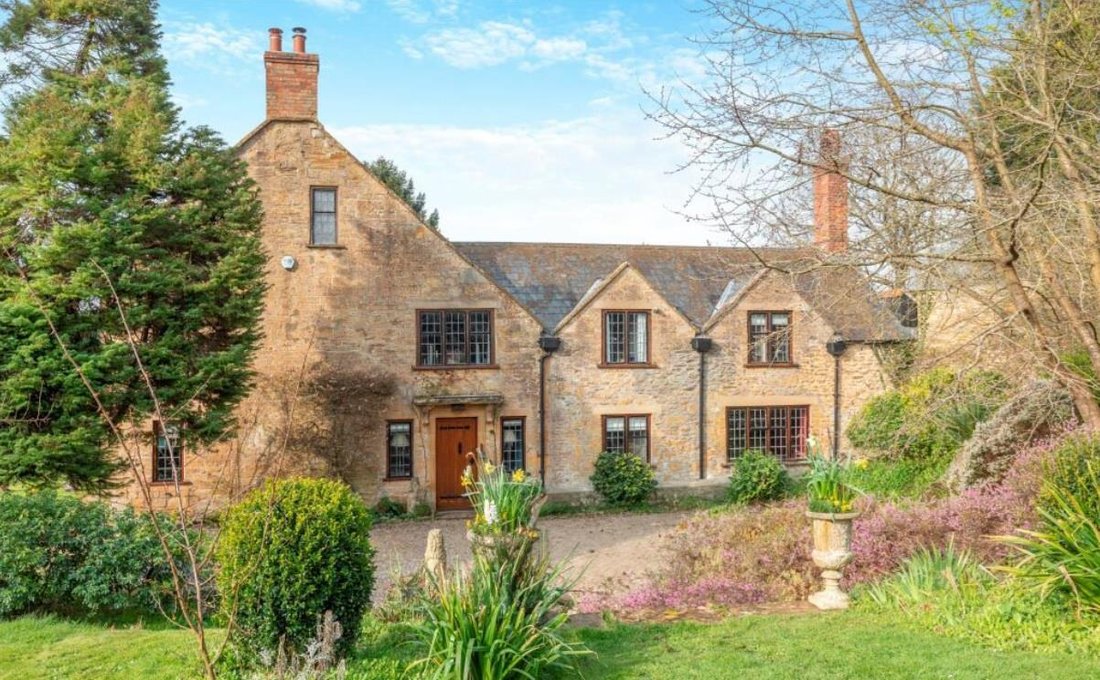 House in East Chinnock, England 4 - 16944987