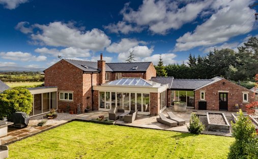 House in Woodplumpton, England 1