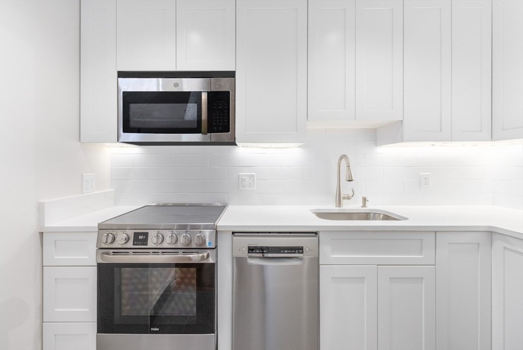 Condo in Cambridge, Massachusetts, United States 4 - 16609059
