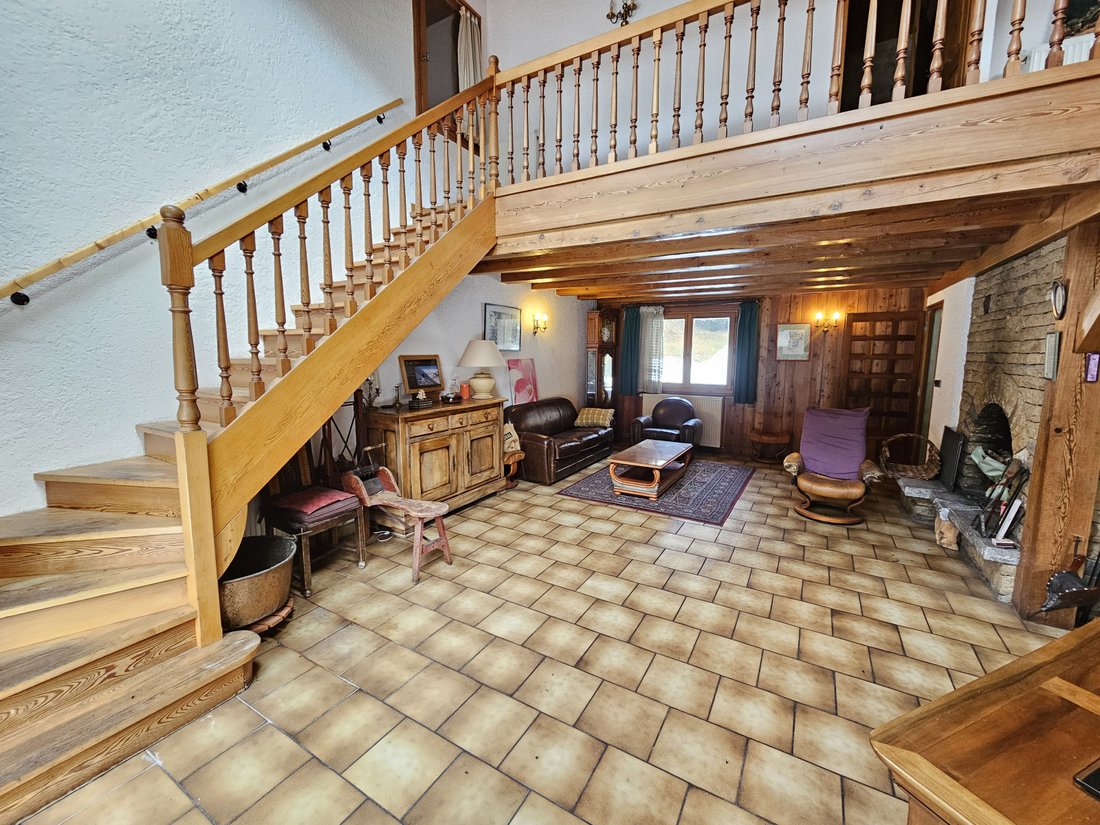 Chalet in Saint-Chaffrey, Provence-Alpes-Côte d'Azur, France 2 - 16948081