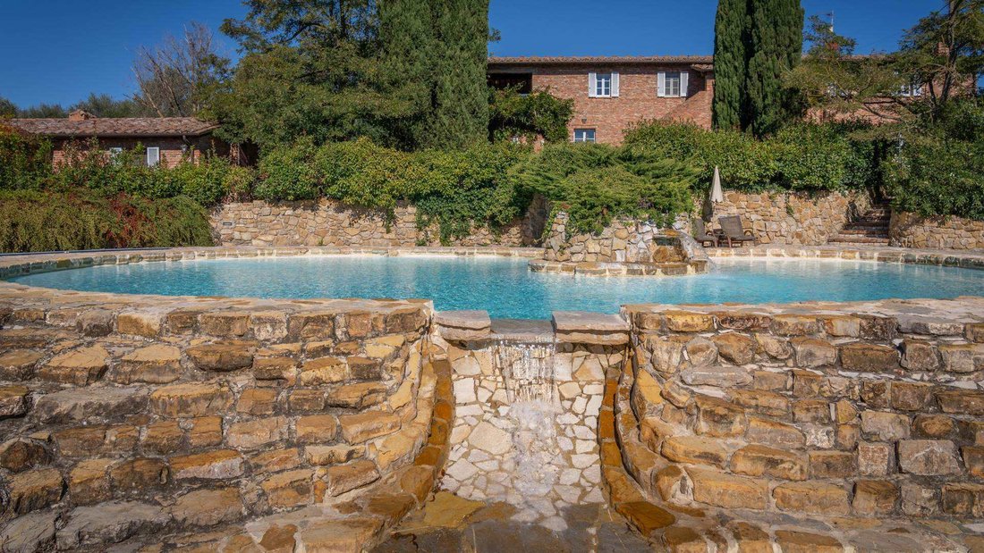 Country House in Castiglione del Lago, Umbria, Italy 3 - 16948580