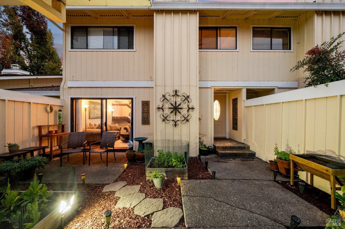 Condo in Santa Rosa, California, United States 3 - 16948674