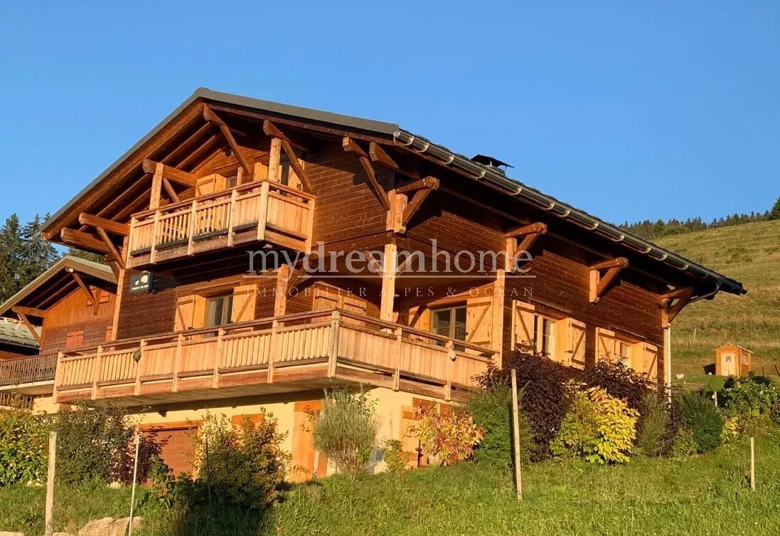 Chalet in Crest-Voland, Auvergne-Rhône-Alpes, France 1 - 16945158
