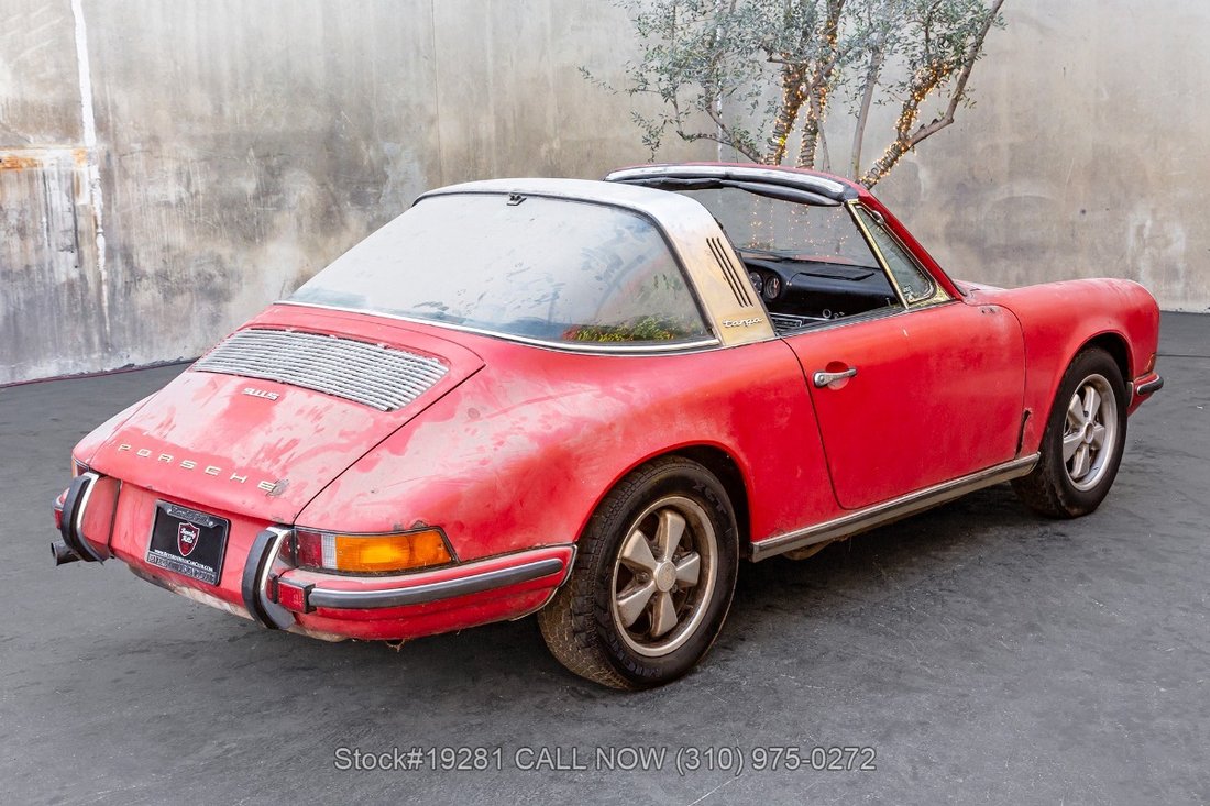 Porsche 911S in Los Angeles, CA 5 - 16952910