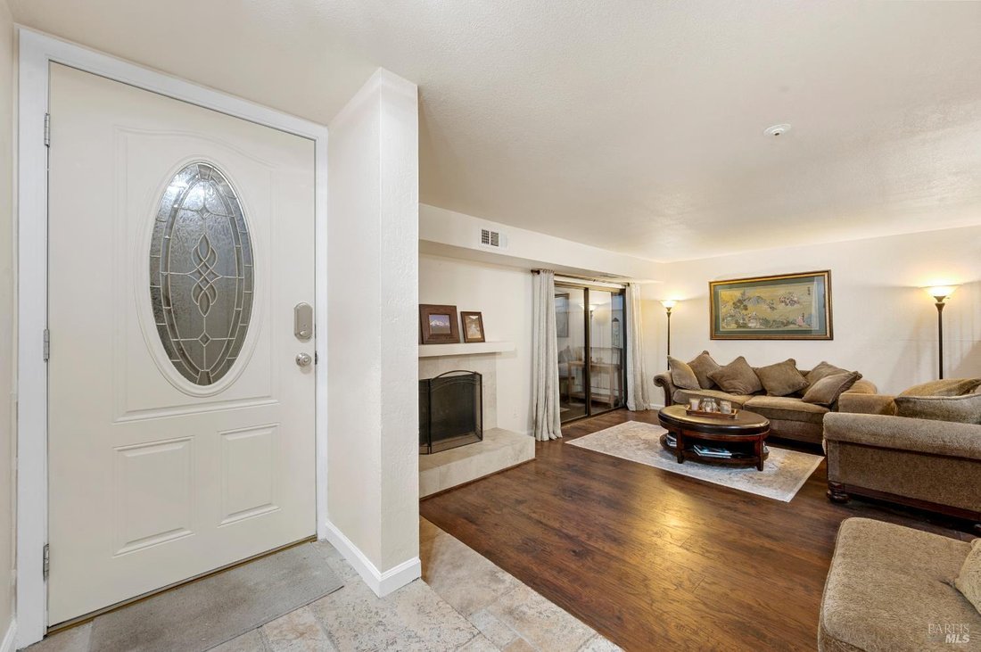 Condo in Santa Rosa, California, United States 5 - 16948674