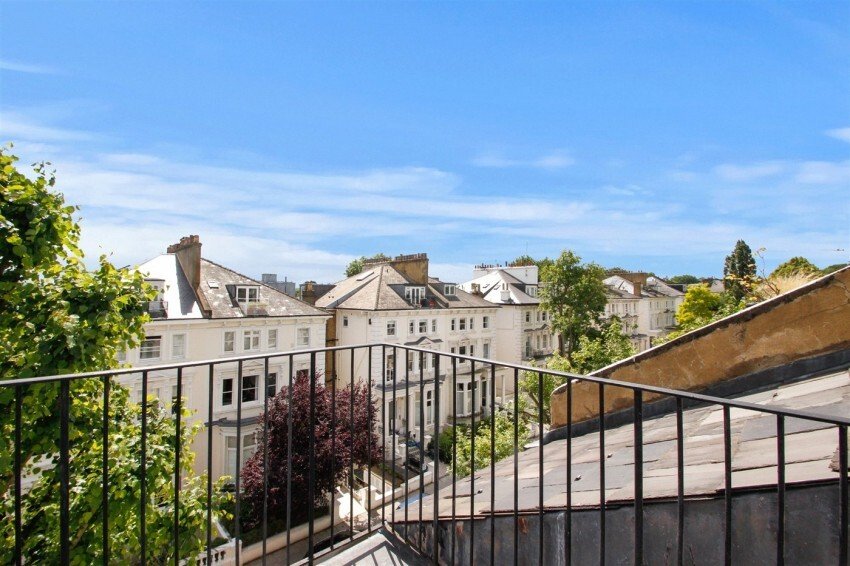 Apartment in Dagenham East, England 4 - 16734942