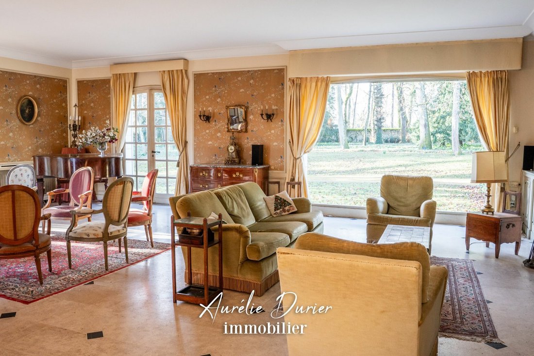 Estate in Grammont, Tours, France 2 - 16463116