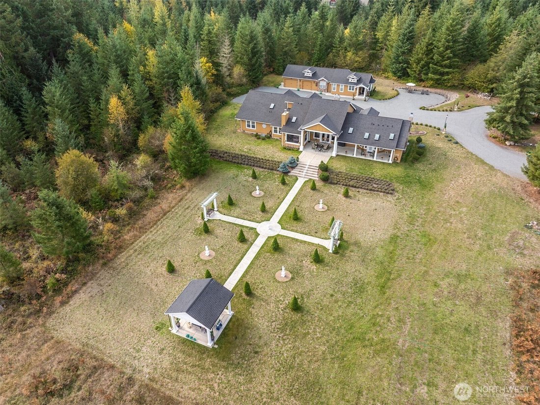 House in Roy, Washington, United States 1 - 16953040