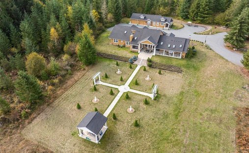 House in Roy, Washington, United States 1