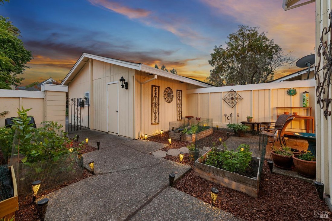 Condo in Santa Rosa, California, United States 1 - 16948674