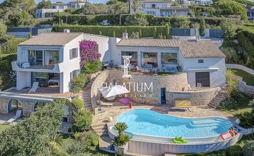 Country House in Vallauris, Provence-Alpes-Côte d'Azur, France 1