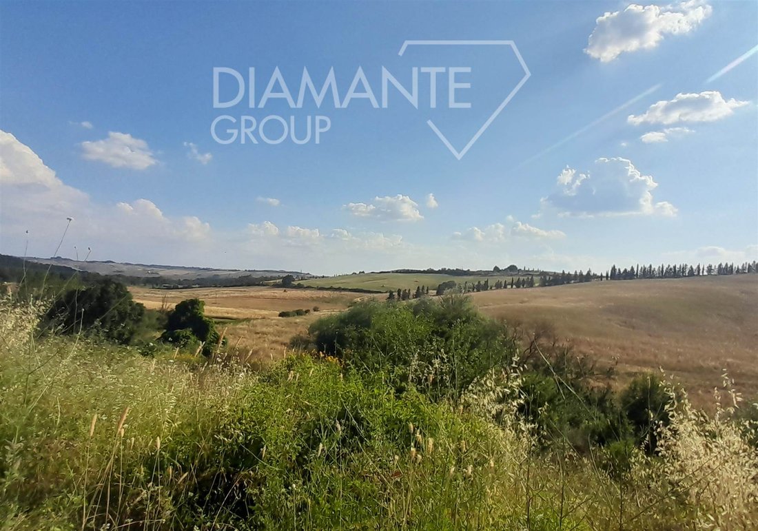 Land in San Casciano dei Bagni, Tuscany, Italy 2 - 16948601