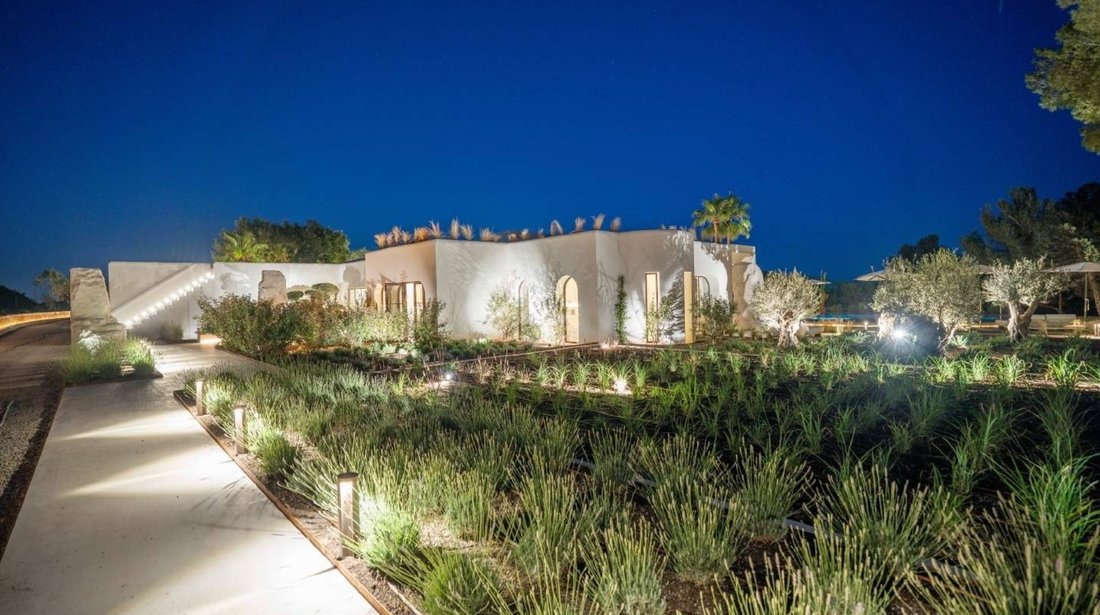 Villa in Cala Jondal, Sant Josep de sa Talaia, Spain 4 - 16951264