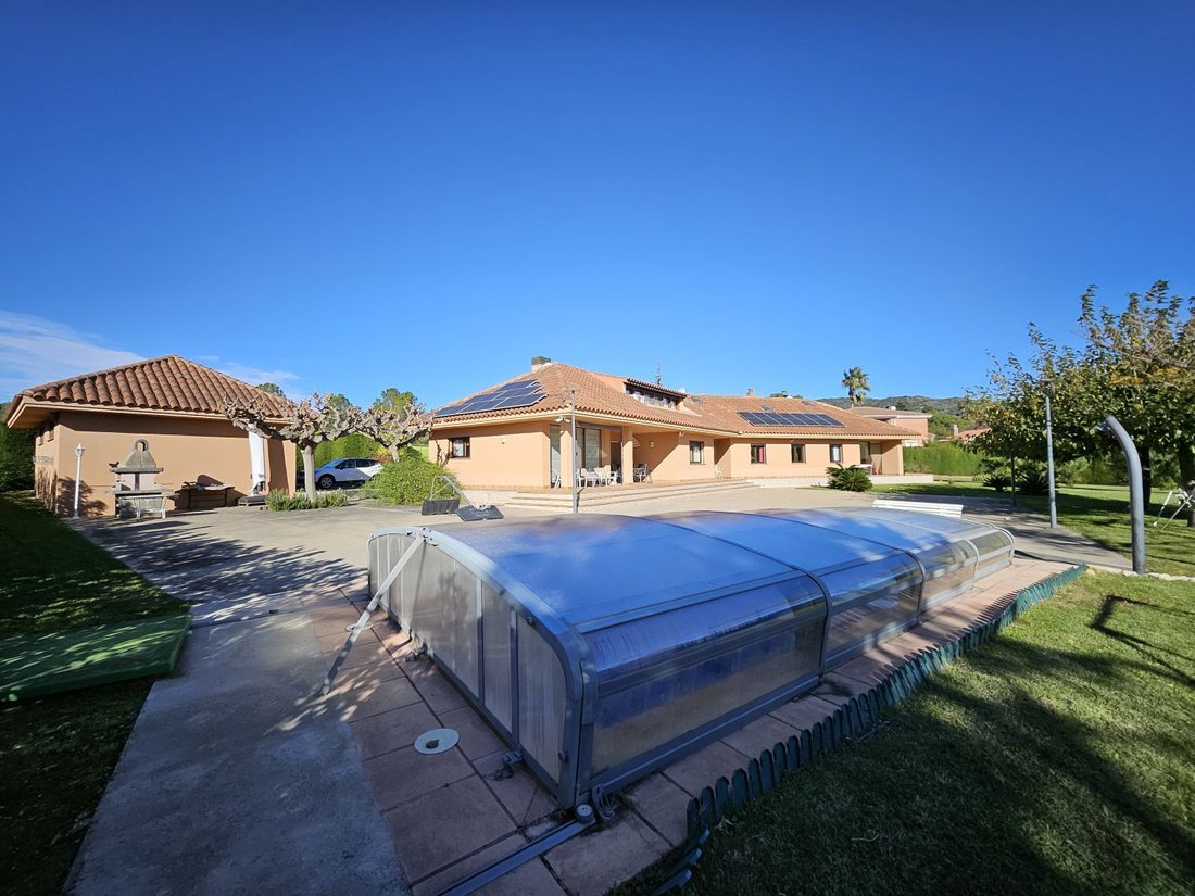 Chalet in Almoster, Catalonia, Spain 2 - 16957616