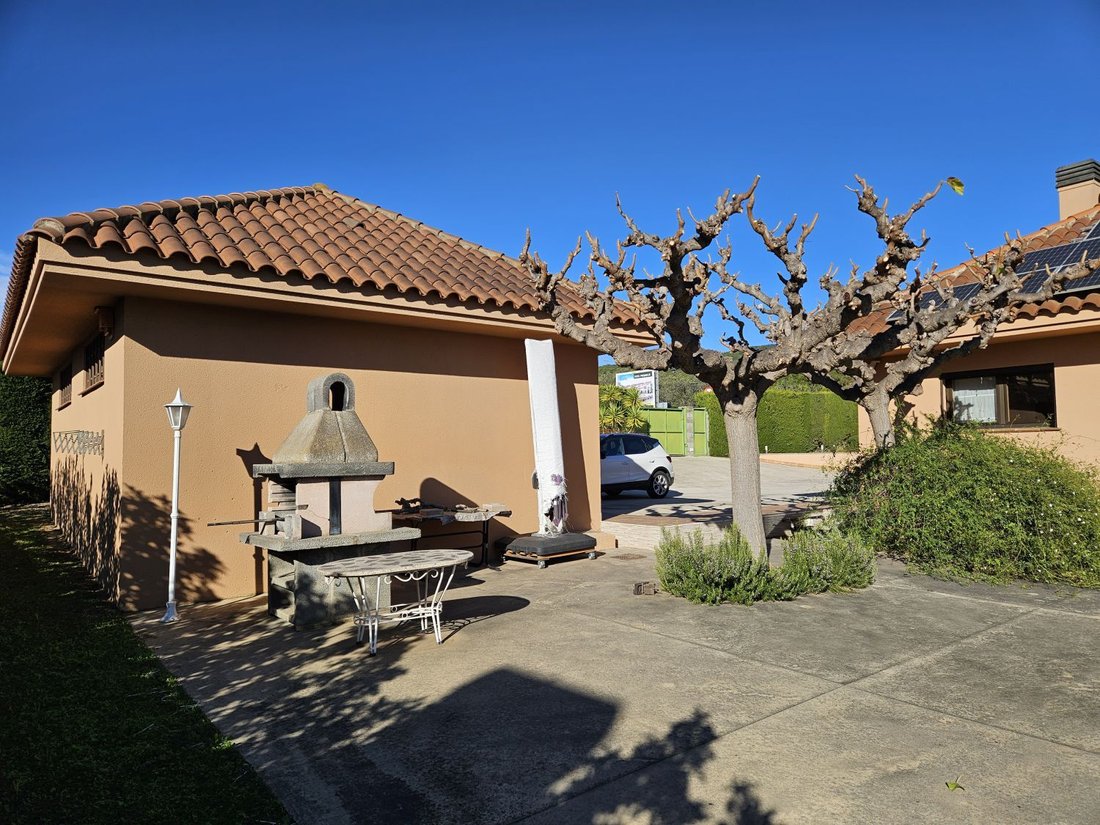 Chalet in Almoster, Catalonia, Spain 5 - 16957616