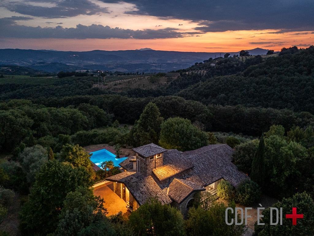 Villa in Ficulle, Umbria, Italy 1 - 16957590