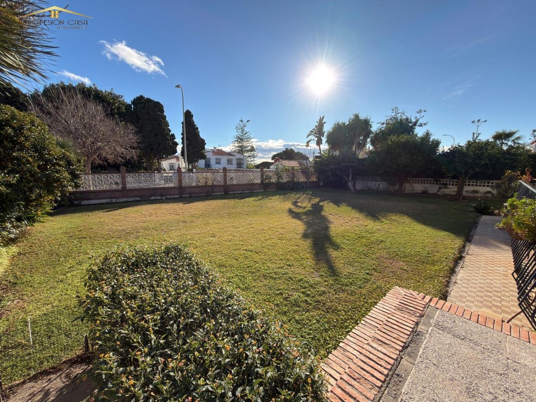 Chalet in Rincon de la Victoria, Andalusia, Spain 5 - 16957665