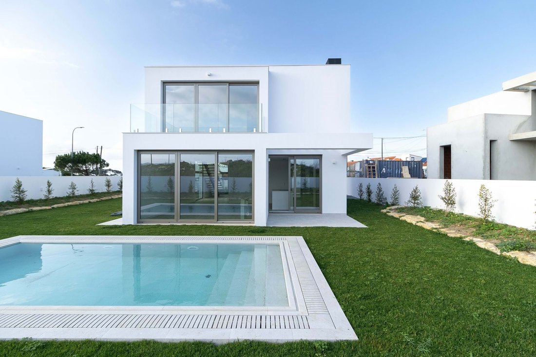 Villa in São João das Lampas, Lisbon, Portugal 1 - 16957716