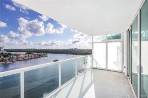 Condo in Sunny Isles Beach, Florida, United States 5 - 16935395
