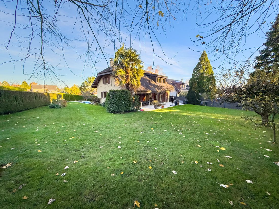 House in Gingins, Switzerland 1 - 16957815