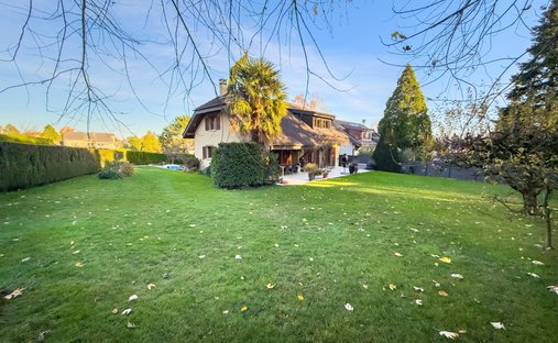 Haus in Gingins, Waadt, Schweiz 1
