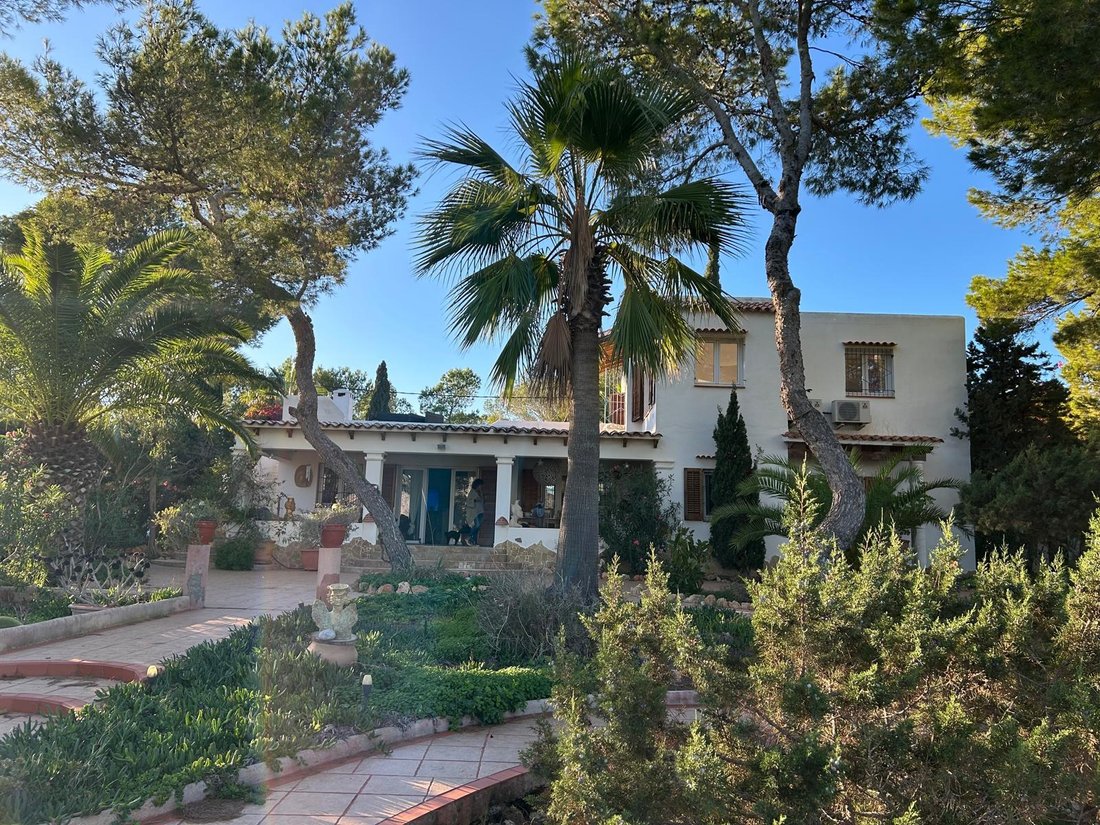 Villa in Es Cubells, Sant Josep de sa Talaia, Balearic Islands 1 - 16957784