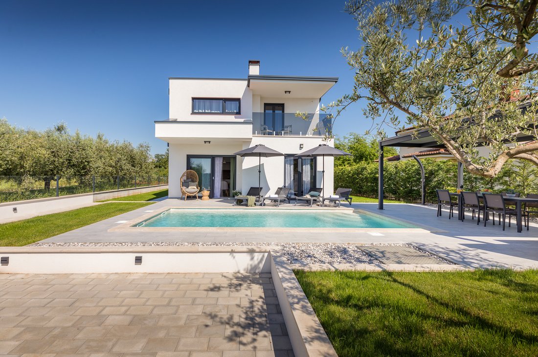Villa in Porec, Istria County, Croatia 3 - 16957826