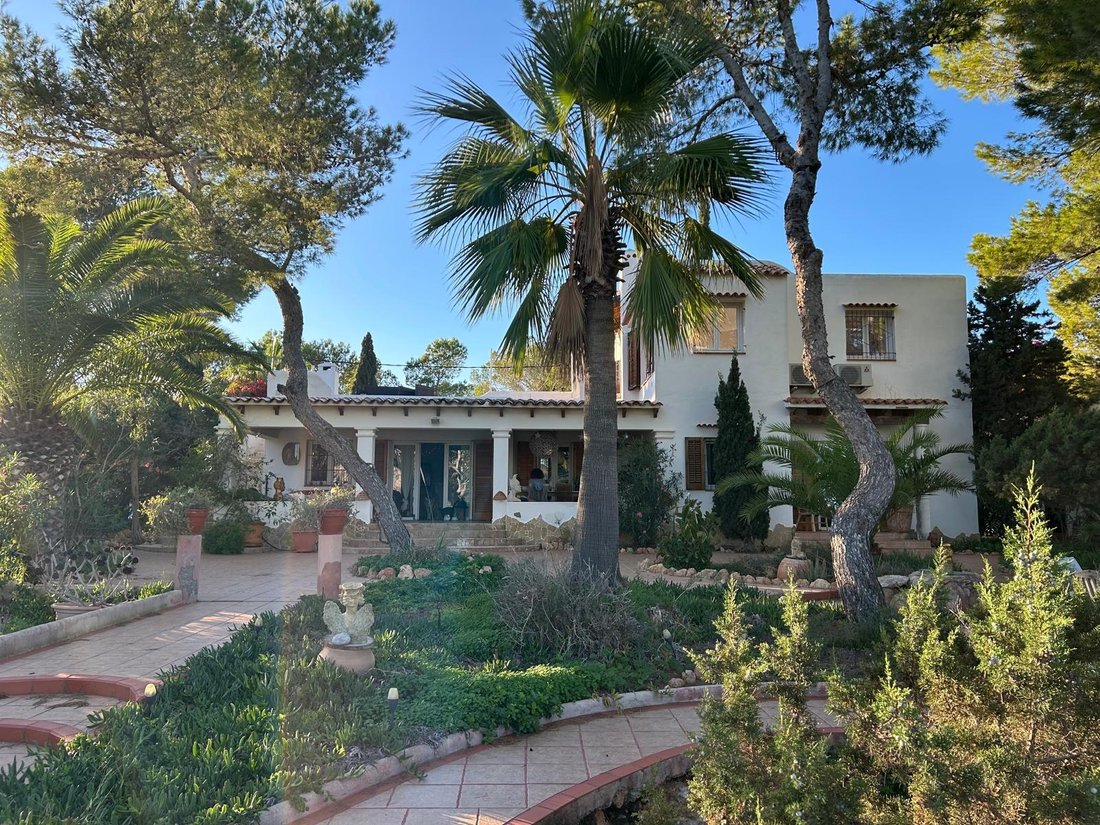 Villa in Es Cubells, Sant Josep de sa Talaia, Balearic Islands 2 - 16957784