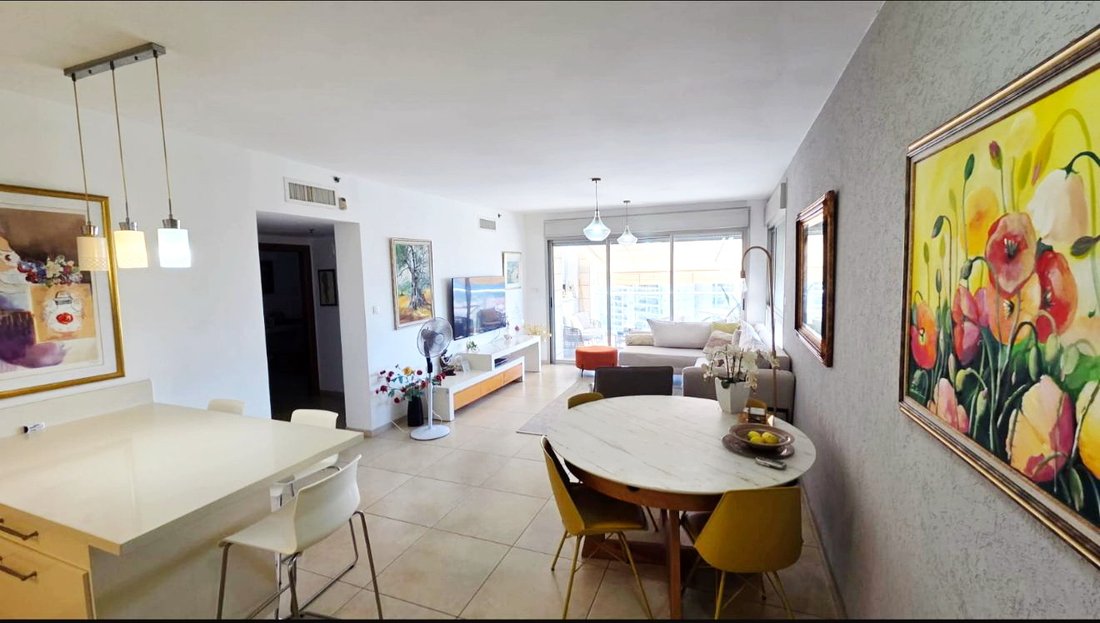 Apartment in Netanya, Center District, Israel 1 - 16958193