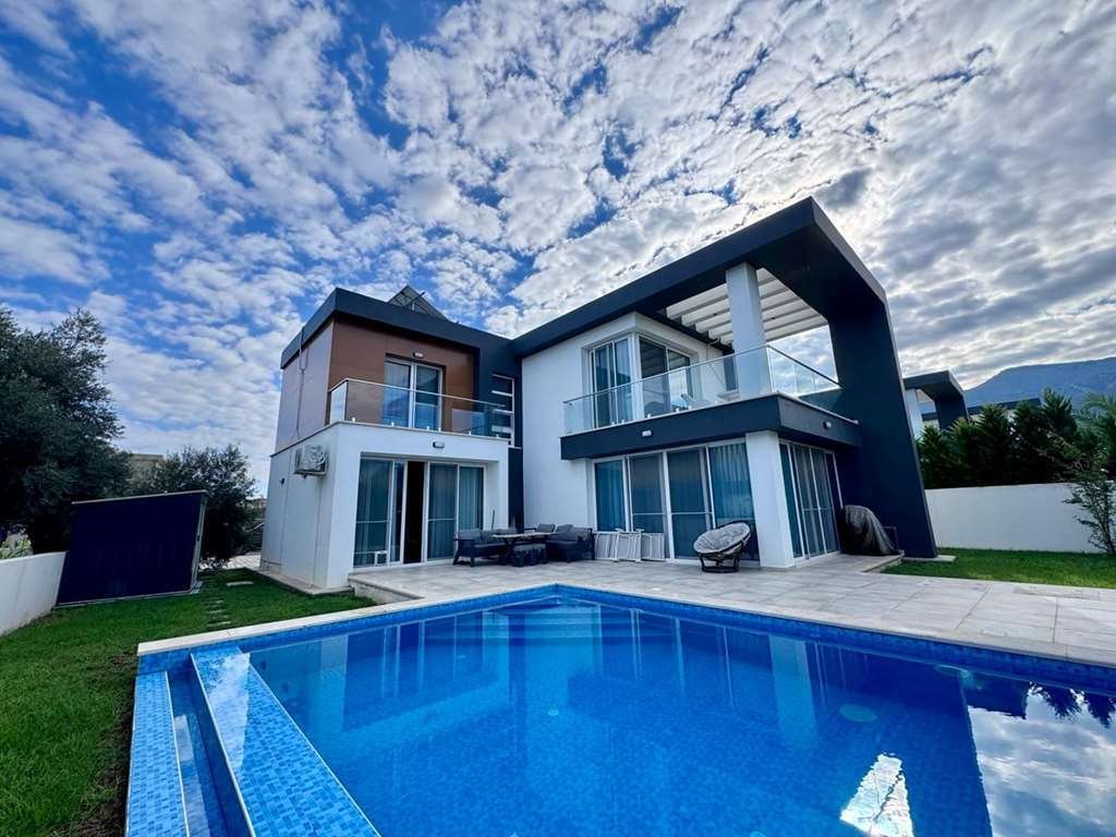 Villa in Girne (K.K.T.C.), Türkiye 1 - 16960032
